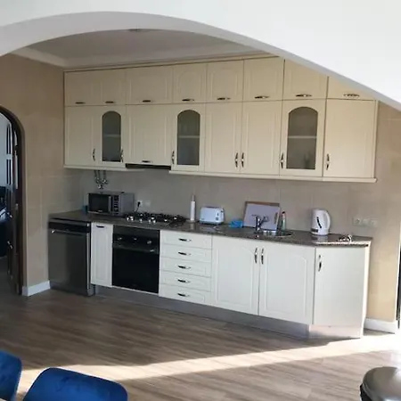 Haven House , Bom Sucesso Vila *